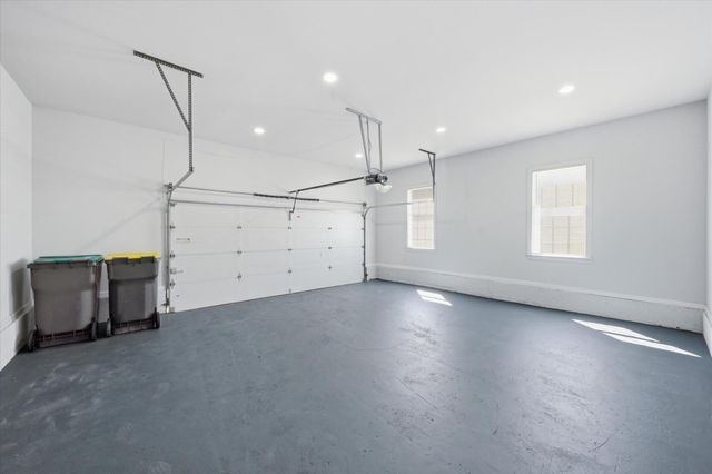 421 HARRISON DR, Hockessin, DE 19707