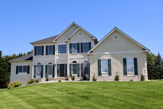 421 HARRISON DR, Hockessin, DE 19707