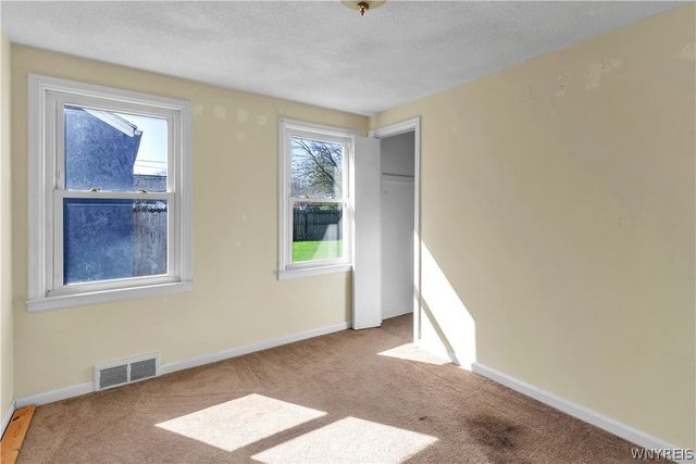 1550 Eggert Road, Amherst, NY 14226