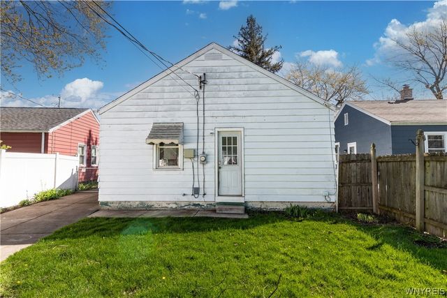 1550 Eggert Road, Amherst, NY 14226