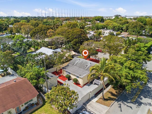 6600 Garden Avenue, West Palm Beach, FL 33405