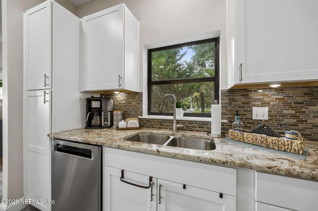 2240 SHEPARD Street 202, Jacksonville, FL 32211