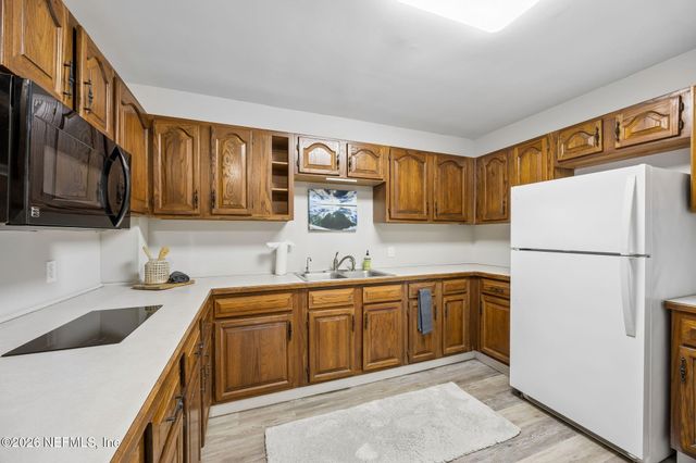 2240 SHEPARD Street 202, Jacksonville, FL 32211