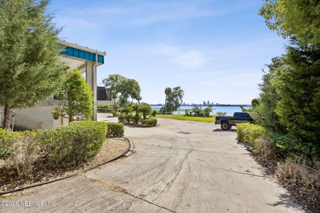 2240 SHEPARD Street 202, Jacksonville, FL 32211