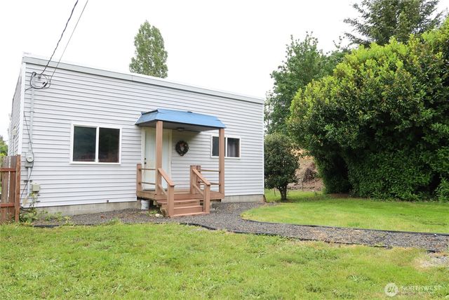 1405 Flower Avenue, Port Orchard, WA 98366