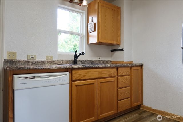 1405 Flower Avenue, Port Orchard, WA 98366