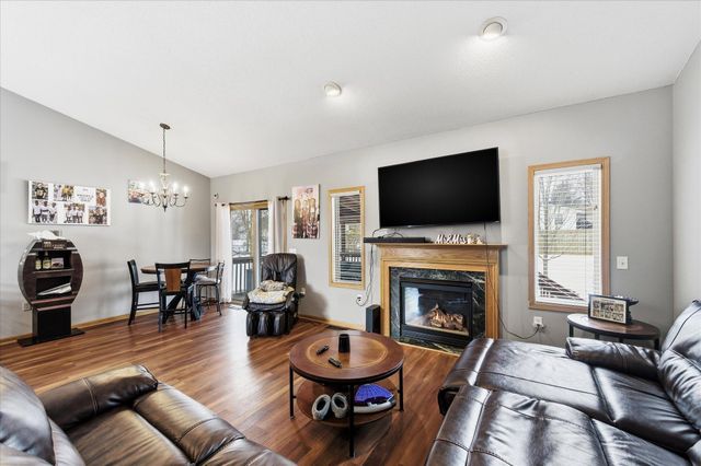 701 E Beaver Street, Belle Plaine, MN 56011