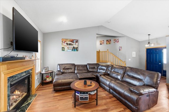 701 E Beaver Street, Belle Plaine, MN 56011