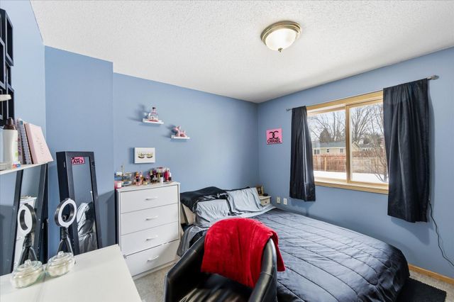 701 E Beaver Street, Belle Plaine, MN 56011