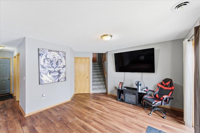 701 E Beaver Street, Belle Plaine, MN 56011