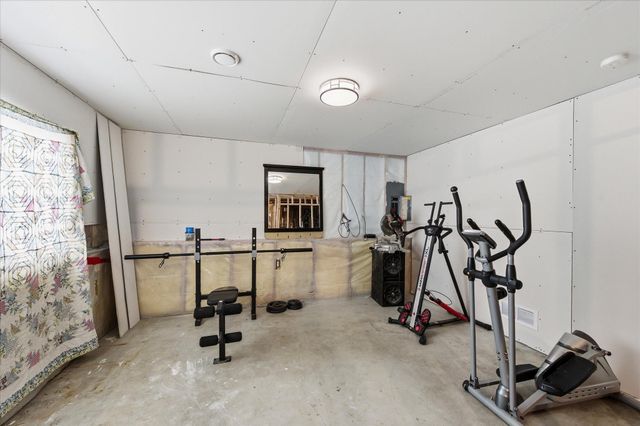 701 E Beaver Street, Belle Plaine, MN 56011