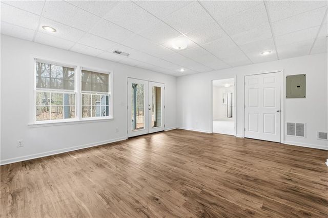 3925 Charlemagne Way SW, Marietta, GA 30064