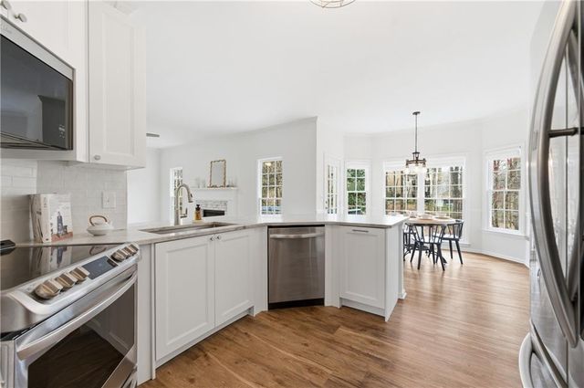 3925 Charlemagne Way SW, Marietta, GA 30064