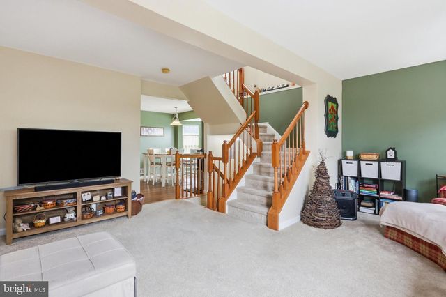 1239 MARE ST, Ranson, WV 25438