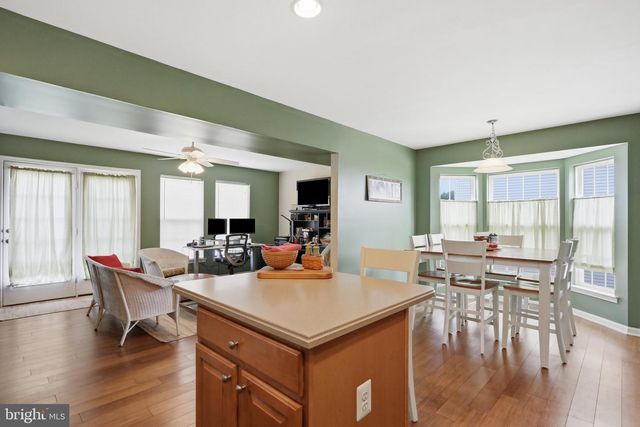 1239 MARE ST, Ranson, WV 25438