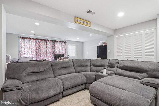 1239 MARE ST, Ranson, WV 25438