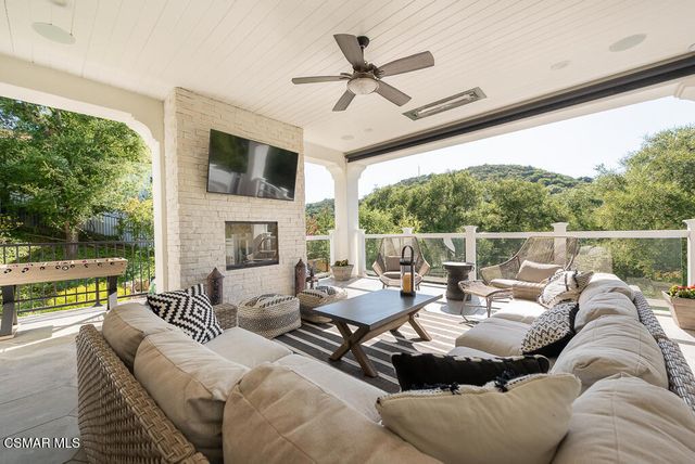 224 Lake Sherwood Drive, Lake Sherwood, CA 91361