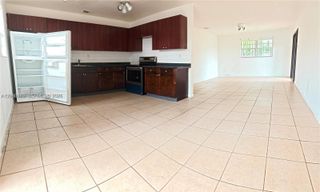2175 NW 104th St 2, Miami, FL 33147