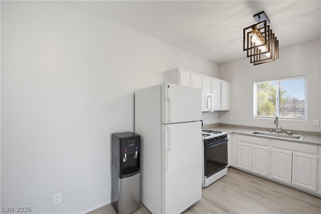 5655 East Sahara Avenue 2055, Las Vegas, NV 89142