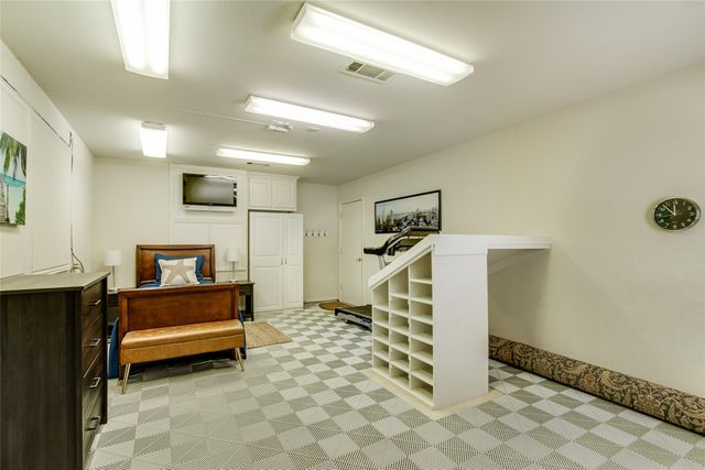 2802 Woodlake Court, Highland Village, TX 75077