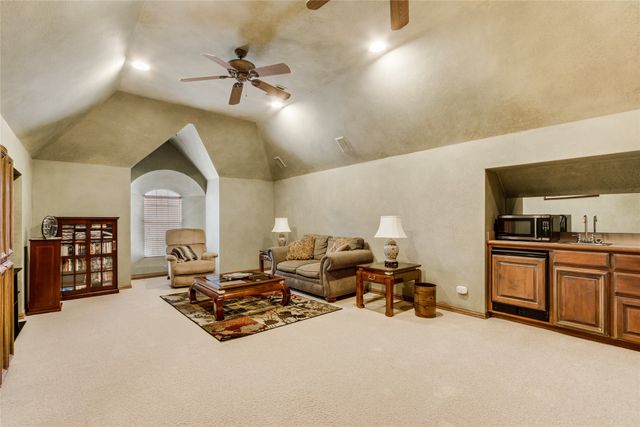 2802 Woodlake Court, Highland Village, TX 75077