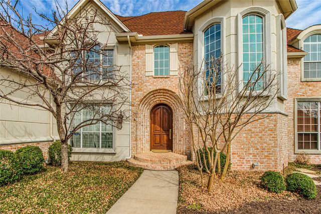 2802 Woodlake Court, Highland Village, TX 75077