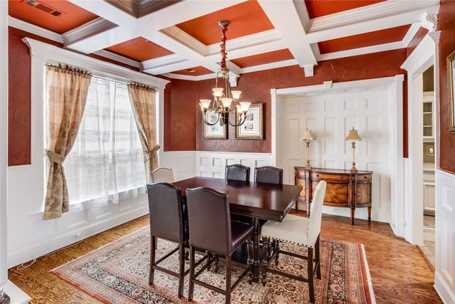 2802 Woodlake Court, Highland Village, TX 75077