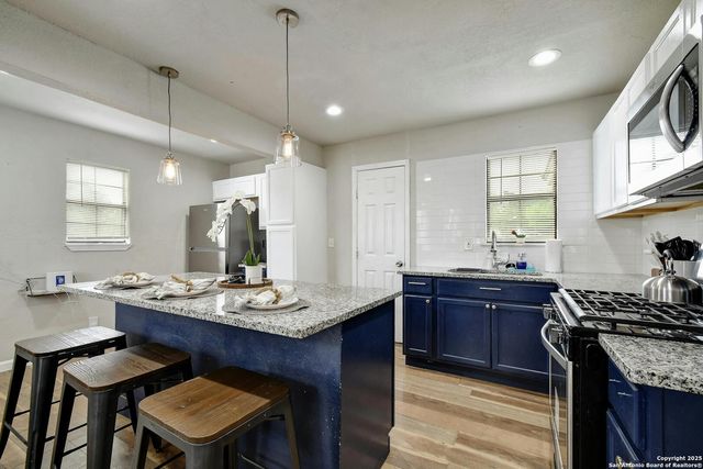 1410 Paso Hondo, San Antonio, TX 78202