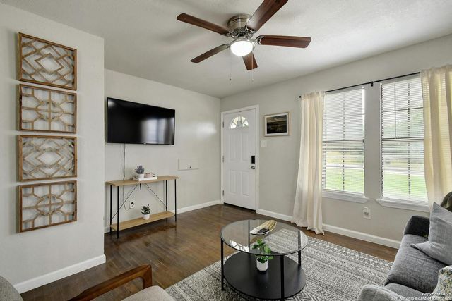 1410 Paso Hondo, San Antonio, TX 78202