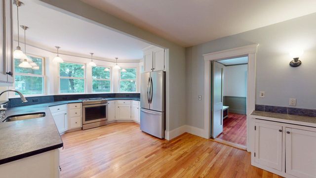 32 Dunklee Street, Concord, NH 03301