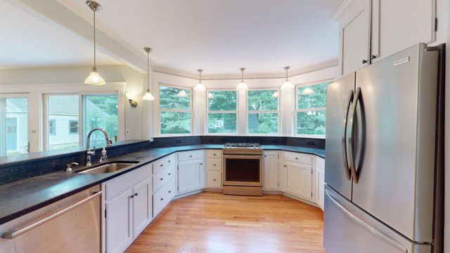 32 Dunklee Street, Concord, NH 03301