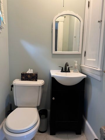 32 Dunklee Street, Concord, NH 03301