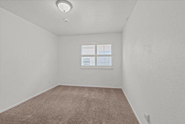 8272 Summer Falls Cir, Sacramento, CA 95828