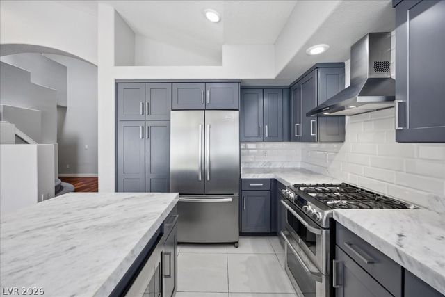 8105 Lake Hills Drive, Las Vegas, NV 89128