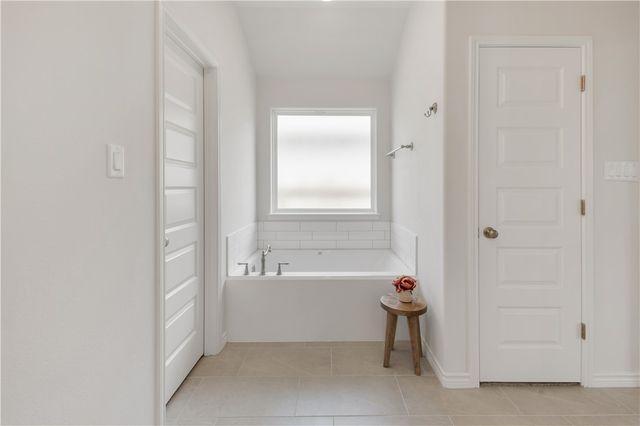 3580 Pointe Du Hoc Drive, Bryan, TX 77808