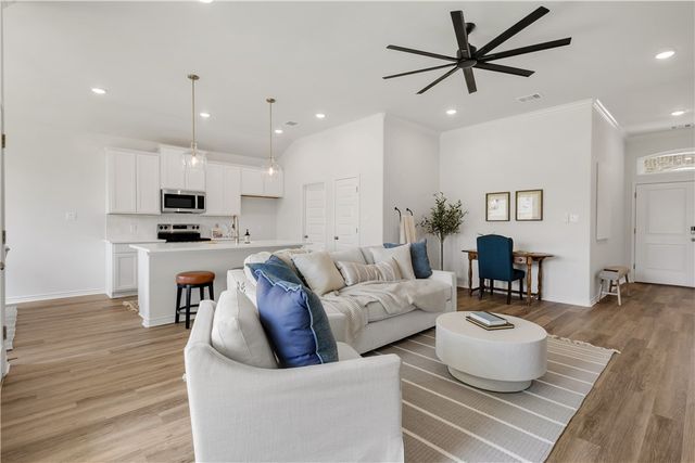 3580 Pointe Du Hoc Drive, Bryan, TX 77808