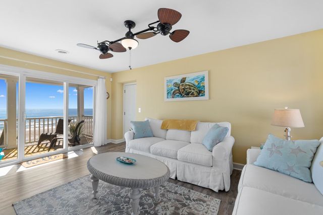 324 South Waccamaw Dr., Murrells Inlet, SC 29576
