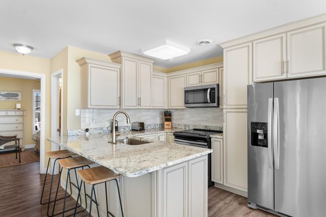 324 South Waccamaw Dr., Murrells Inlet, SC 29576