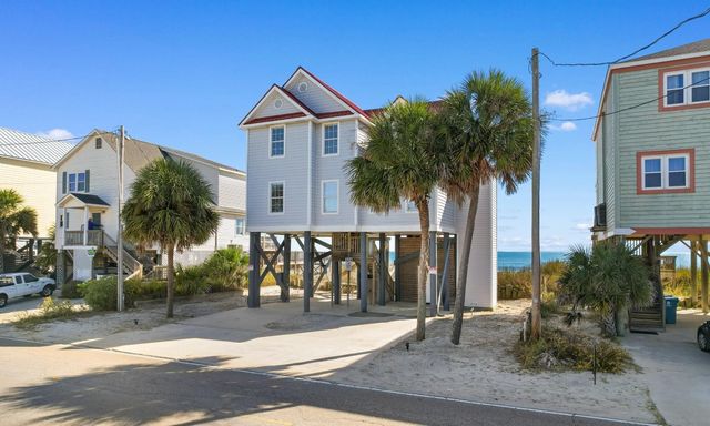 324 South Waccamaw Dr., Murrells Inlet, SC 29576