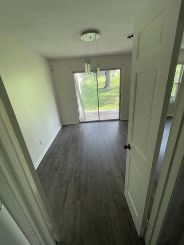 825 Longhunter Ct, Nashville, TN 37217