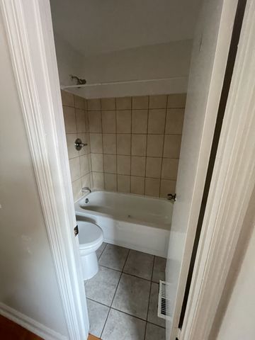 825 Longhunter Ct, Nashville, TN 37217