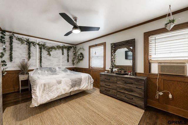 115 S 50Th Street, Omaha, NE 68132