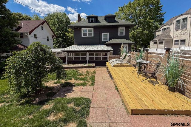 115 S 50Th Street, Omaha, NE 68132