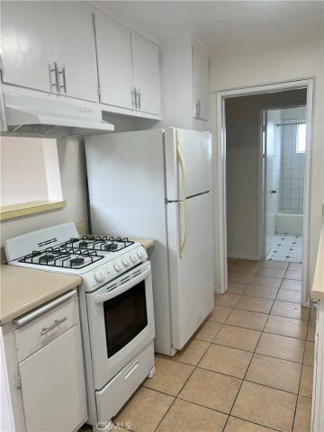 16701 S Berendo, Gardena, CA 90247