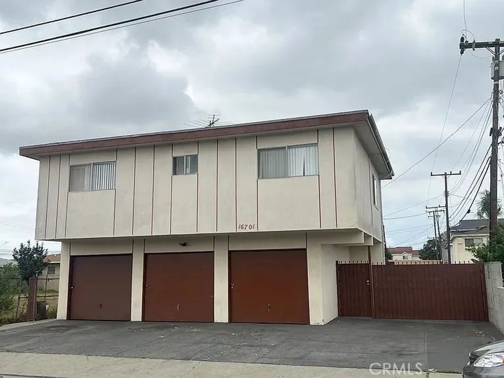 16701 S Berendo, Gardena, CA 90247