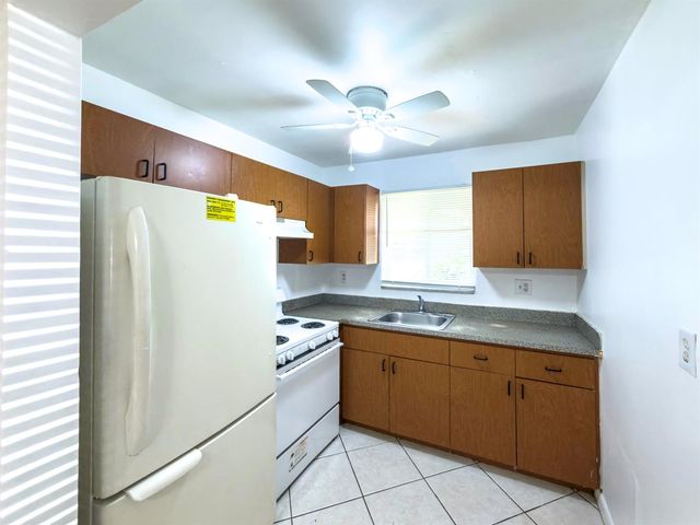 4109 Riverside Drive, Coral Springs, FL 33065