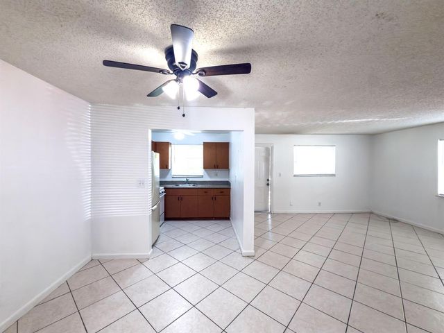 4109 Riverside Drive, Coral Springs, FL 33065