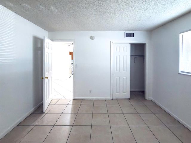4109 Riverside Drive, Coral Springs, FL 33065