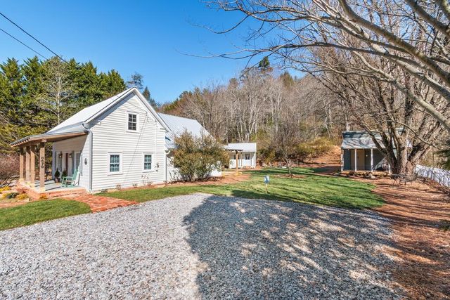 8679 Lakewood Hwy, Mineral Bluff, GA 30559