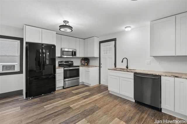 403 W Mill Street, Hastings, MI 49058